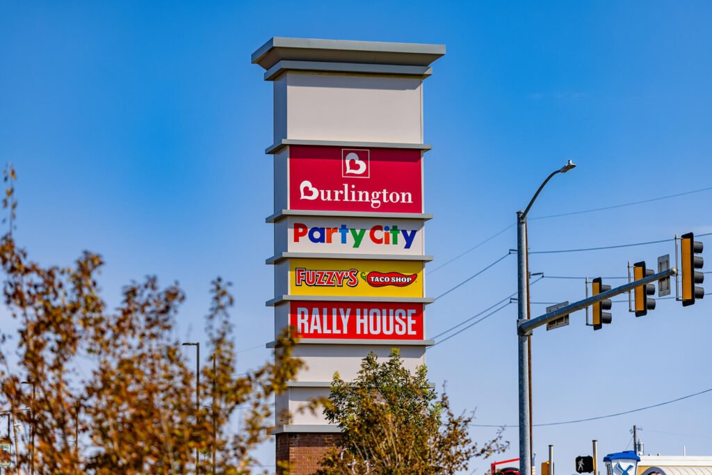 Exterior LED pylon sign for Sooner Rose shopping center.